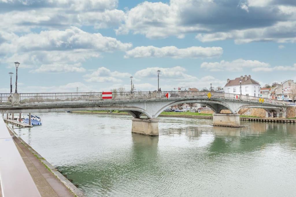 Sur Les Bords De Marne - Disneyland Paris Lagny 外观 照片